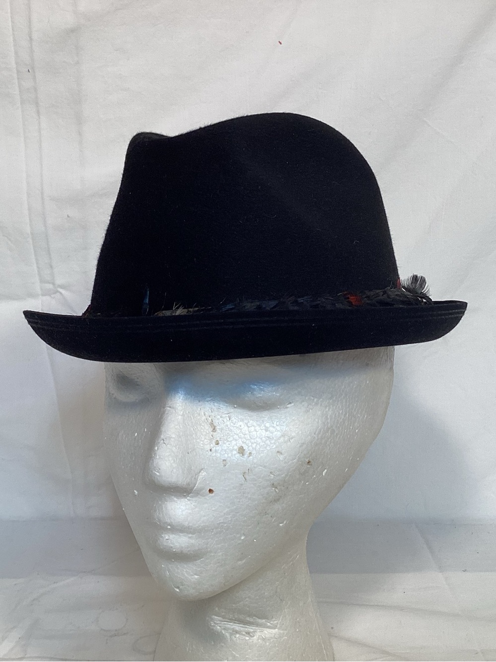 vintage Dobbs Men’s Black Fedora Game Bird Hat size small